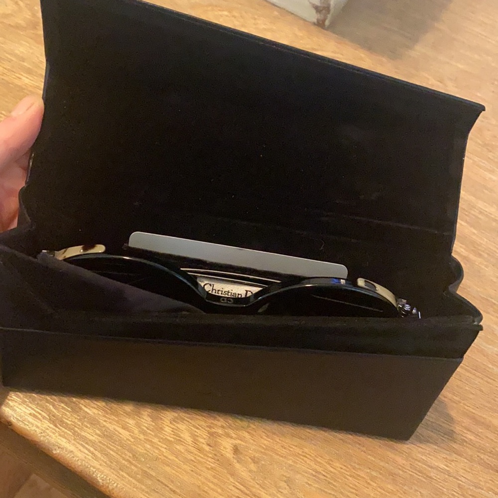 Dior sun glasses - Picture 6 of 7